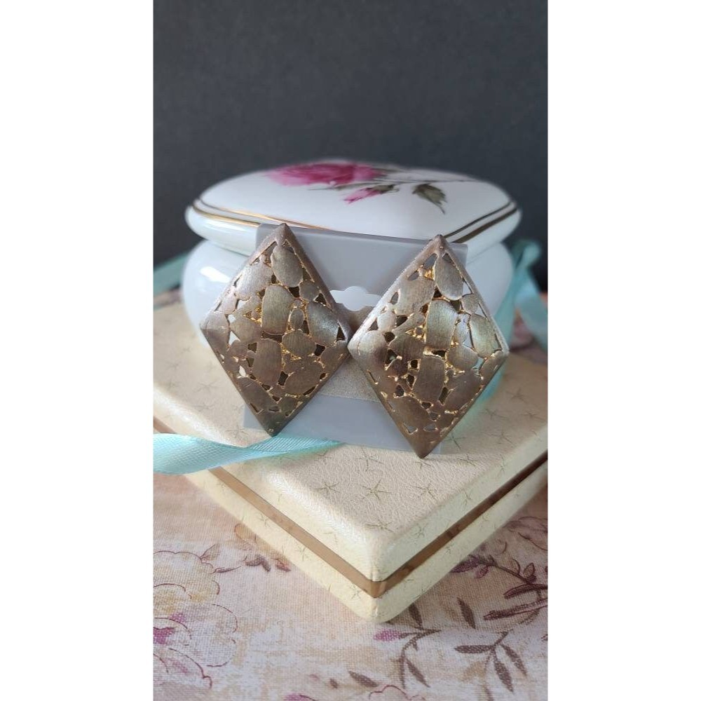 Large Diamond Shaped Clip-on Earrings